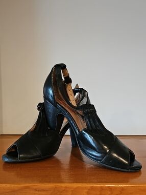 Miz Mooz Black Leather Peep-Toe Slingback Heels